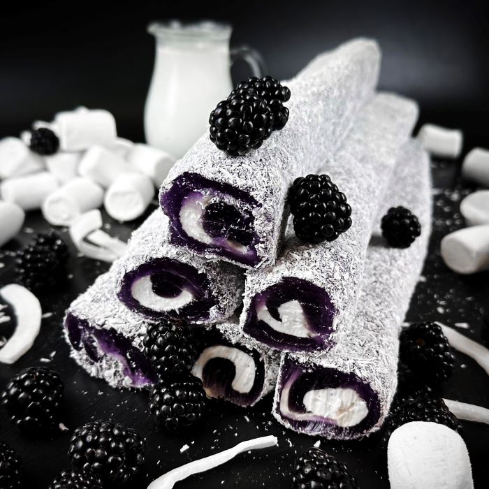 Kazeņu-pastilu lukums ar kokosriekstu skaidiņām