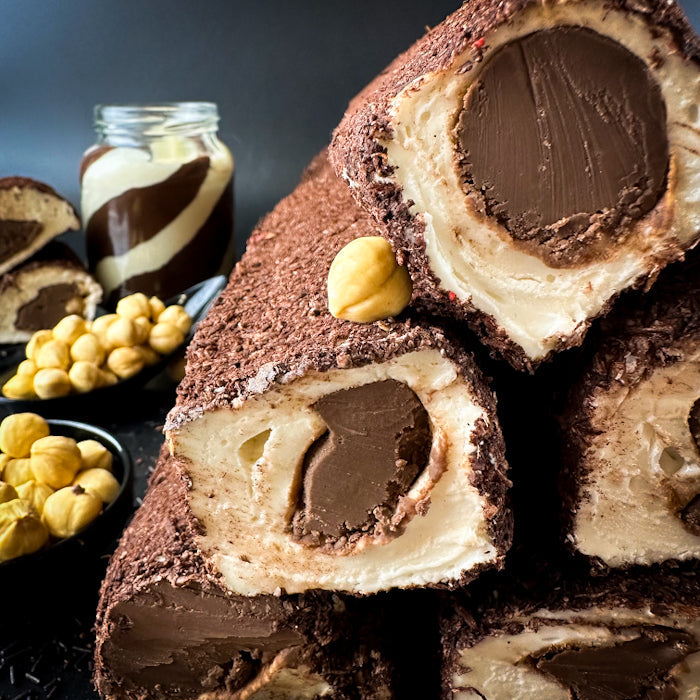 Piena-vaniļas lukums ar "nutella" krēmu, lazdu riekstiem un šokolādes skaidiņām